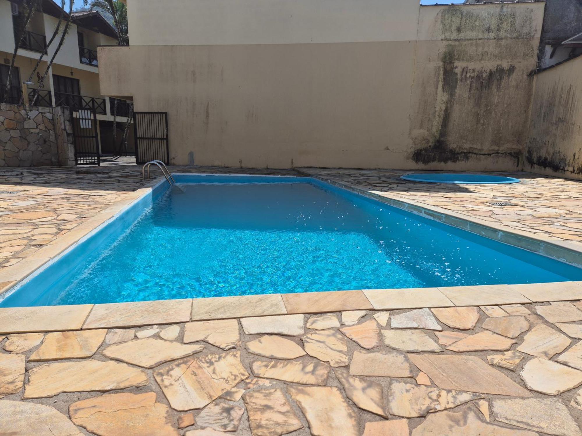 Casa de férias Casa Em No Centro Com Piscina E Churrasqueira *